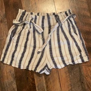 Soft high waist shorts